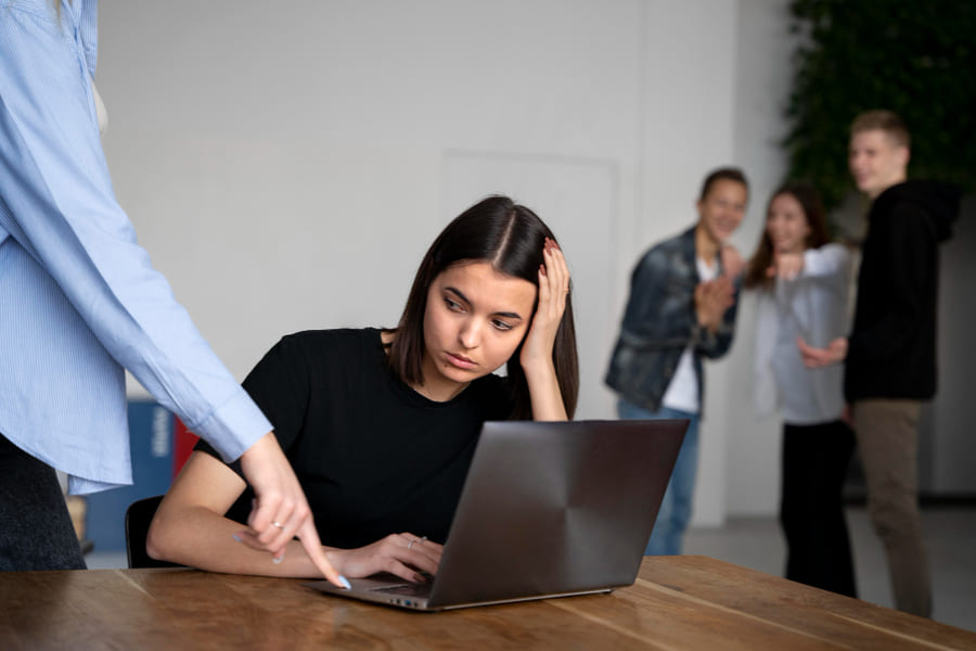 What Can an Employee Do About a Hostile Work Environment